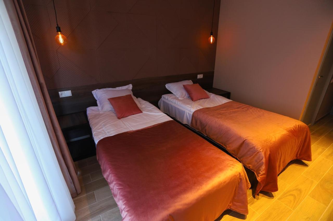 Hotel Inside Kazbegi Екстериор снимка