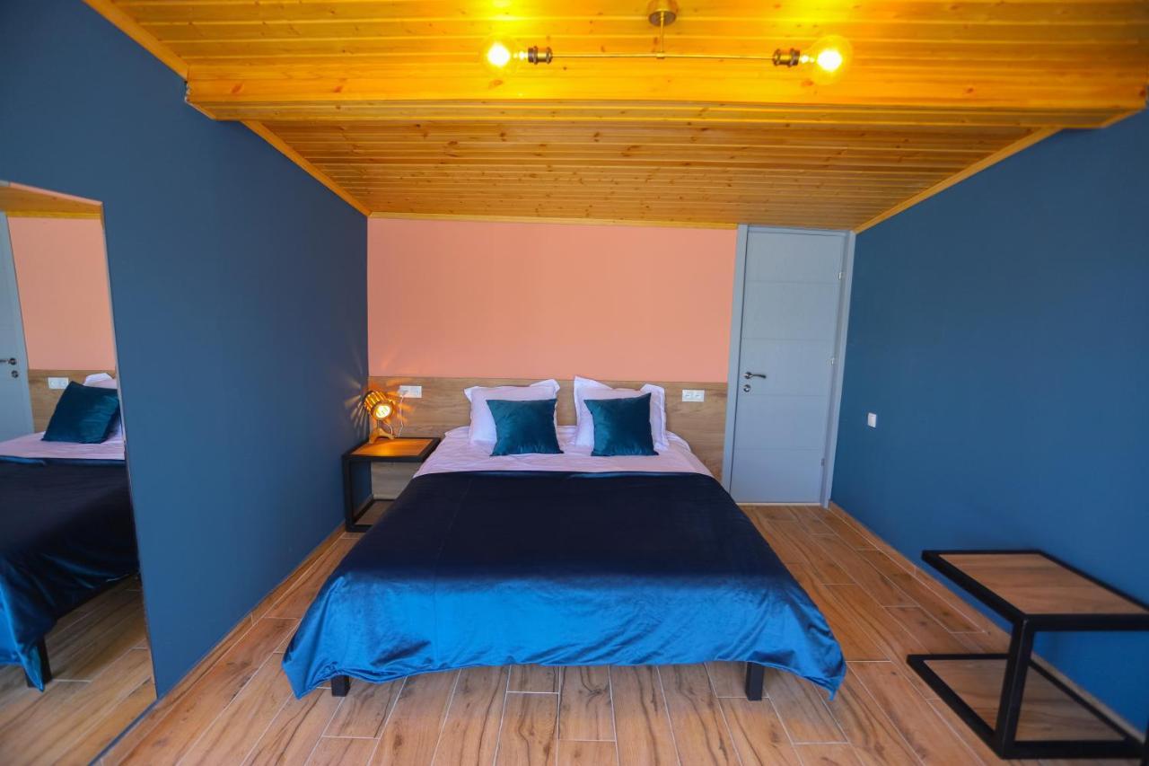 Hotel Inside Kazbegi Екстериор снимка