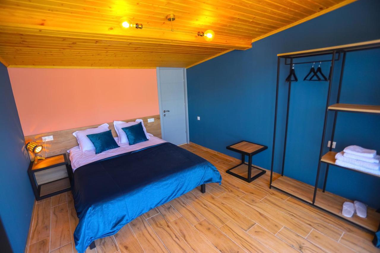 Hotel Inside Kazbegi Екстериор снимка