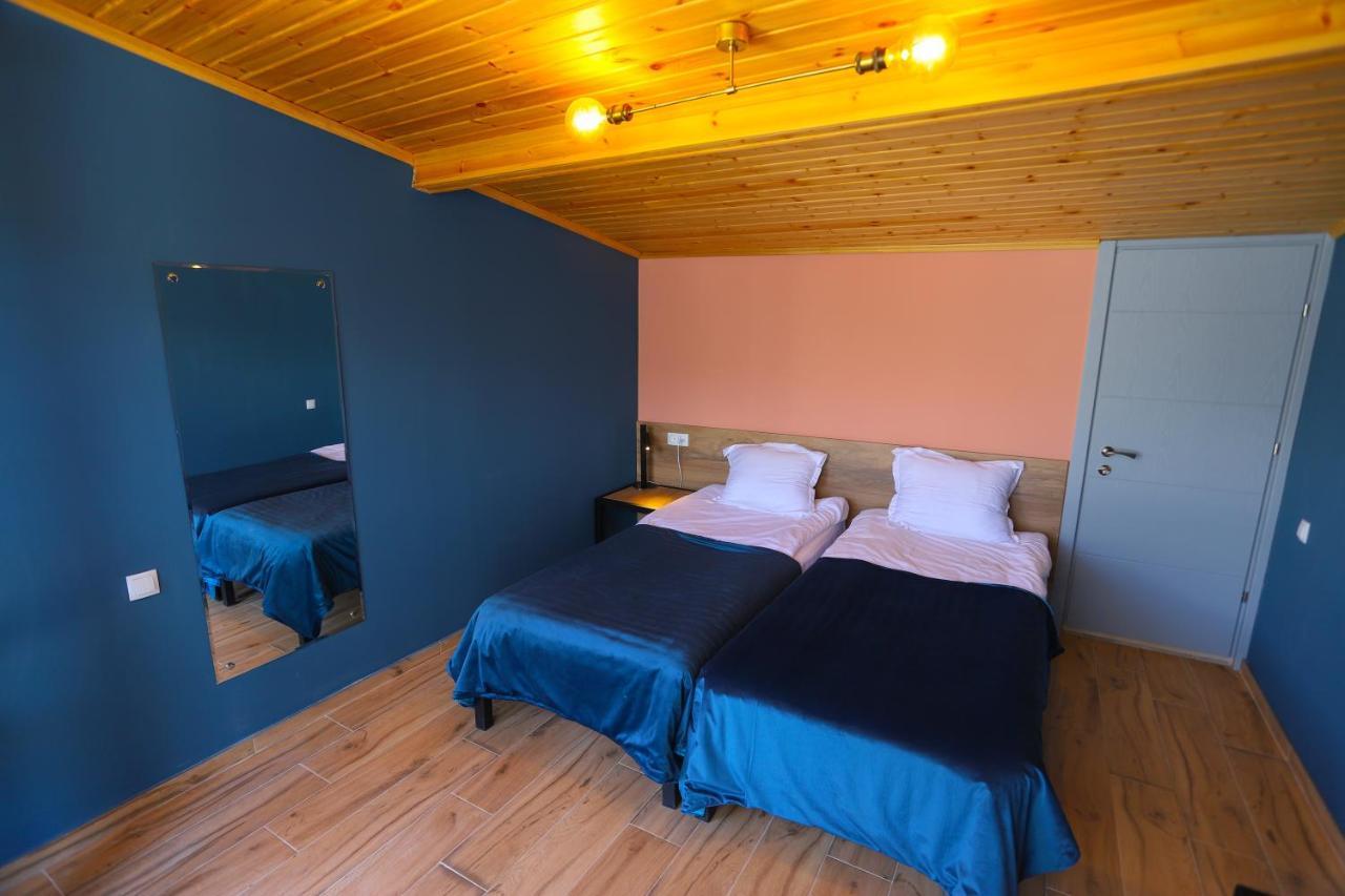 Hotel Inside Kazbegi Екстериор снимка